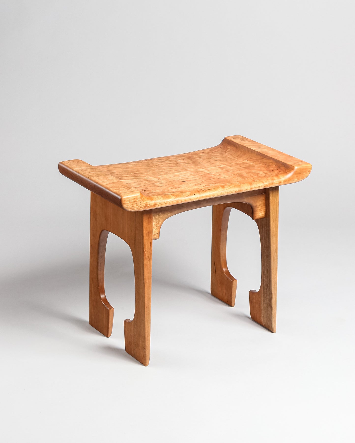 Keyhole Stool - Cherry