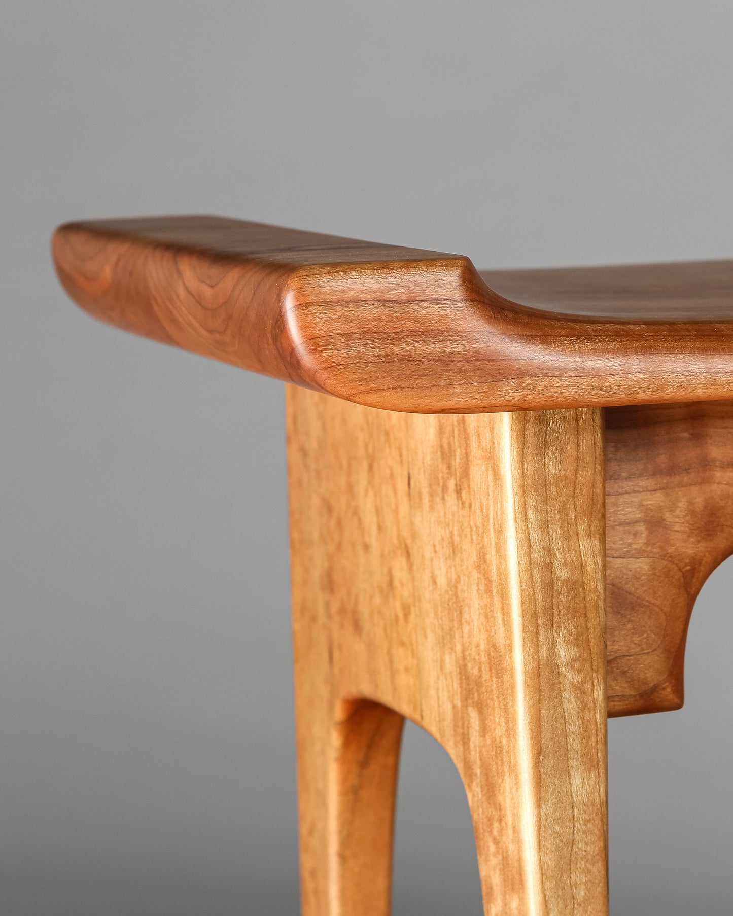 Keyhole Stool - Cherry
